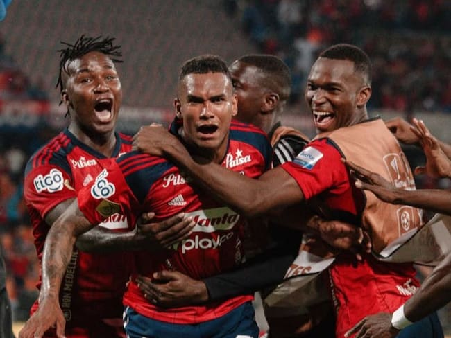 Jhon Palacios jugador de Independiente Medellín en la celebración del ante Nacional en la Liga 2025-II/ @dimoficialcom