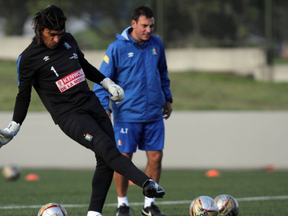 Juan Carlos Henao adelanta terapias tras sufrir una parálisis facial