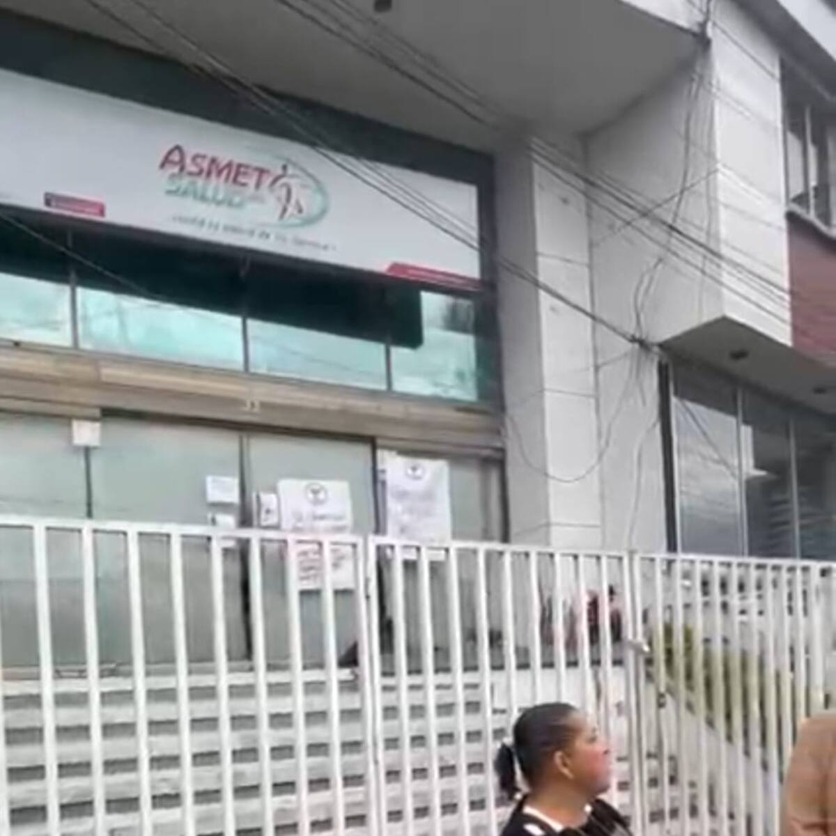 Cierre de puntos de atención y retrasos en pagos salariales a trabajadores de Asmet Salud en Armenia