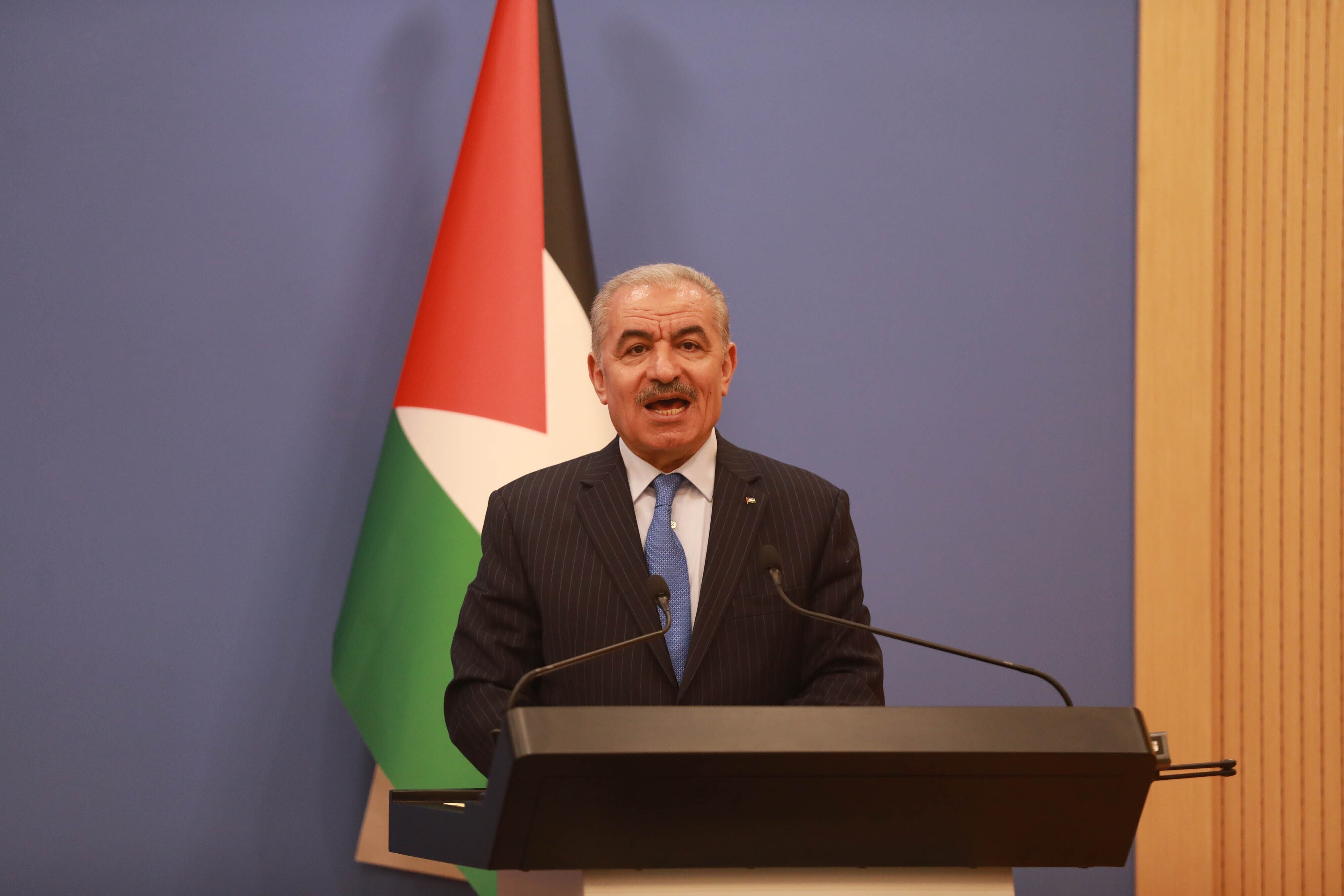 RAMALLAH, WEST BANK - JUNE 14: Italian Prime Minister Mario Draghi and Palestinian Prime Minister Mohammad Shtayyeh  hold a joint news conference after their meeting in the city of Ramallah, West Bank on June 14, 2022. (Photo by Issam Rimawi/Anadolu Agency via Getty Images)