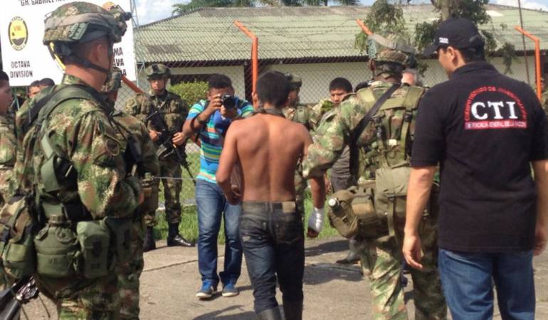 El hombre fue puesto a disposición de la autoridad competente.