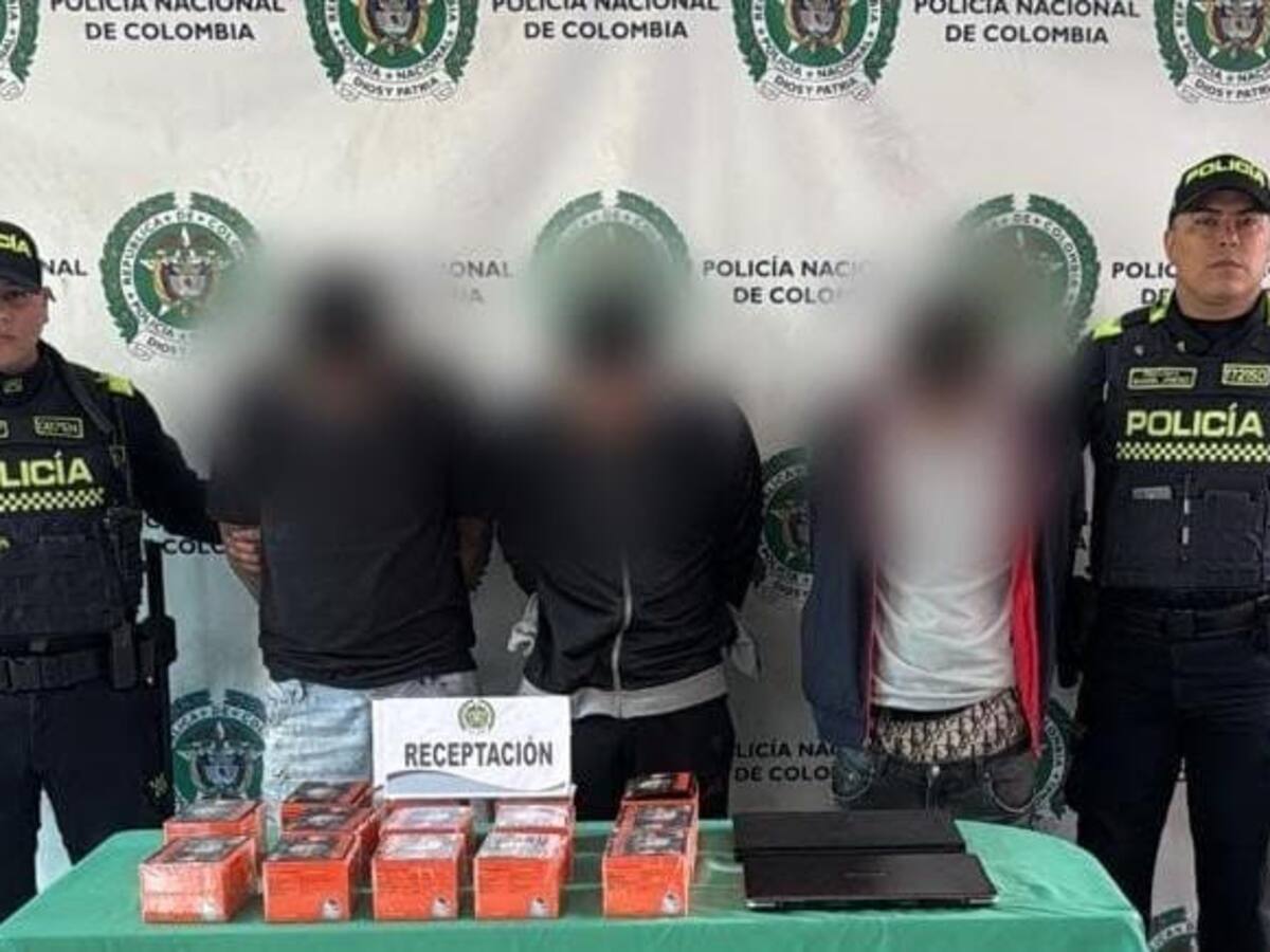 Recuperan mercancía y capturan a tres delincuentes que robaban casas en Kennedy