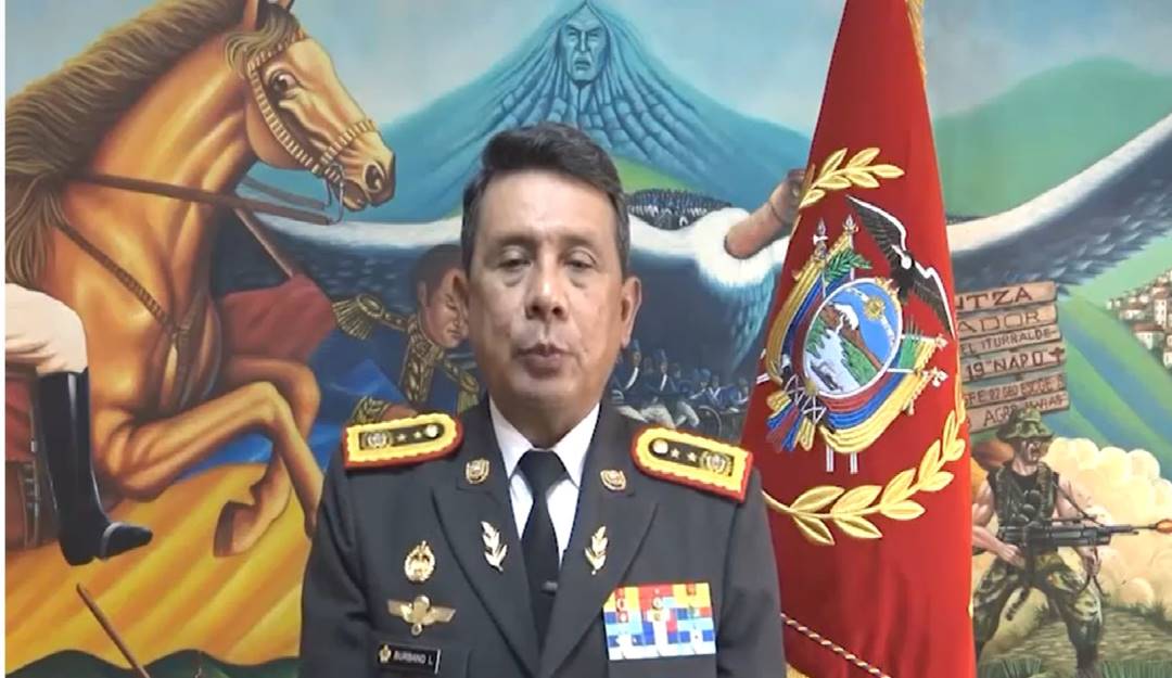 General Luis Enrique Burbano, comandante del Ejército Ecuatoriano.