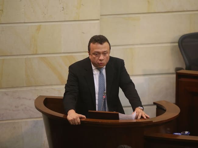 Por mantenimiento de red, se aplaza la audiencia a Senador Eduardo Pulgar