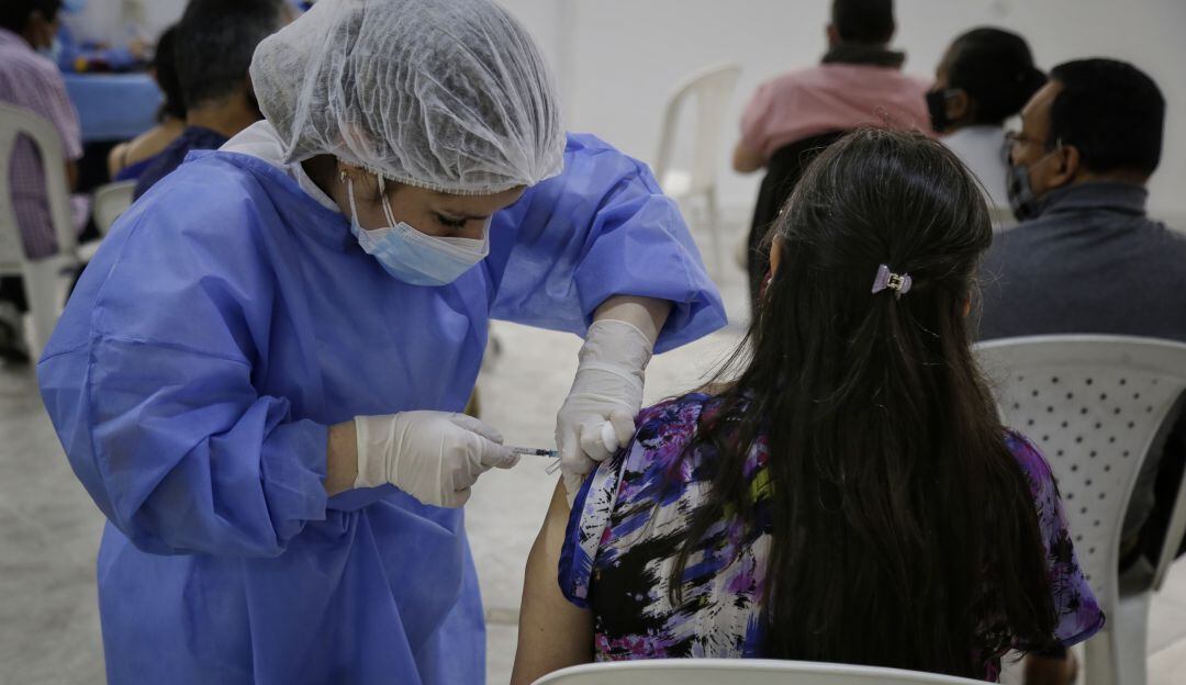 Vacunación COVID-19