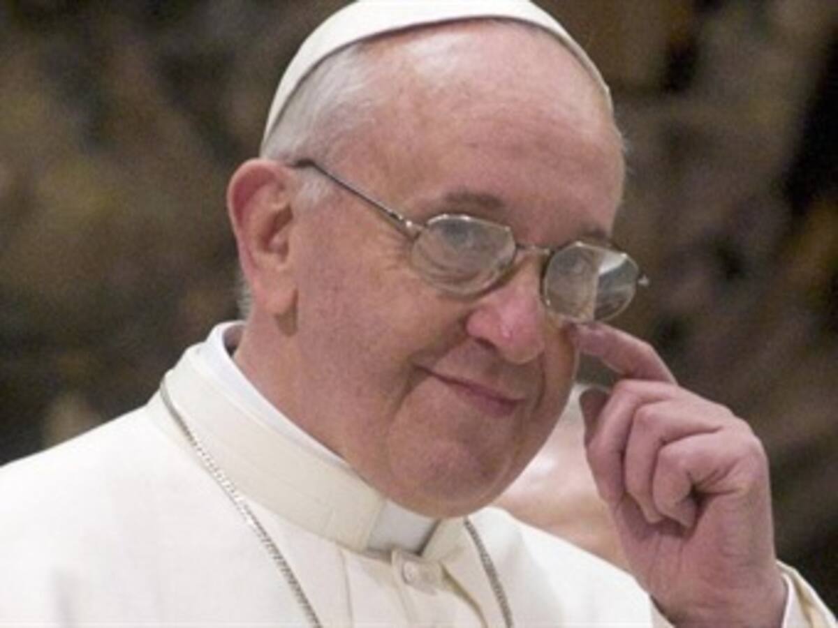 Papa critica católicos que prefieren vacaciones y propiedades en vez de tener más hijos
