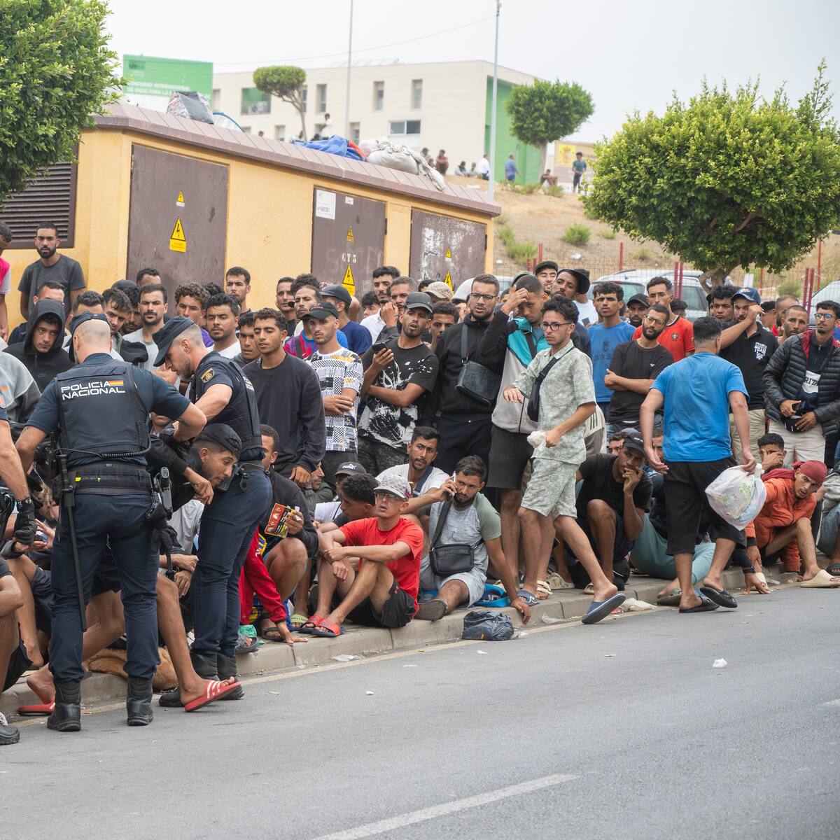 Gobierno español es traidor, no defienden la patria y dejan entrar invasores: Habitante de Ceuta