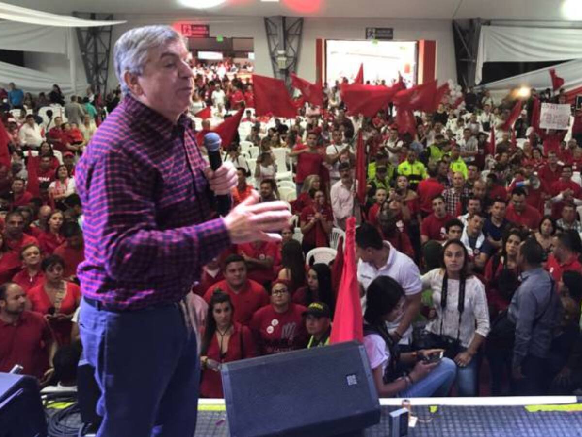 Gaviria acusa al presidente Santos de influir en las elecciones dando puestos