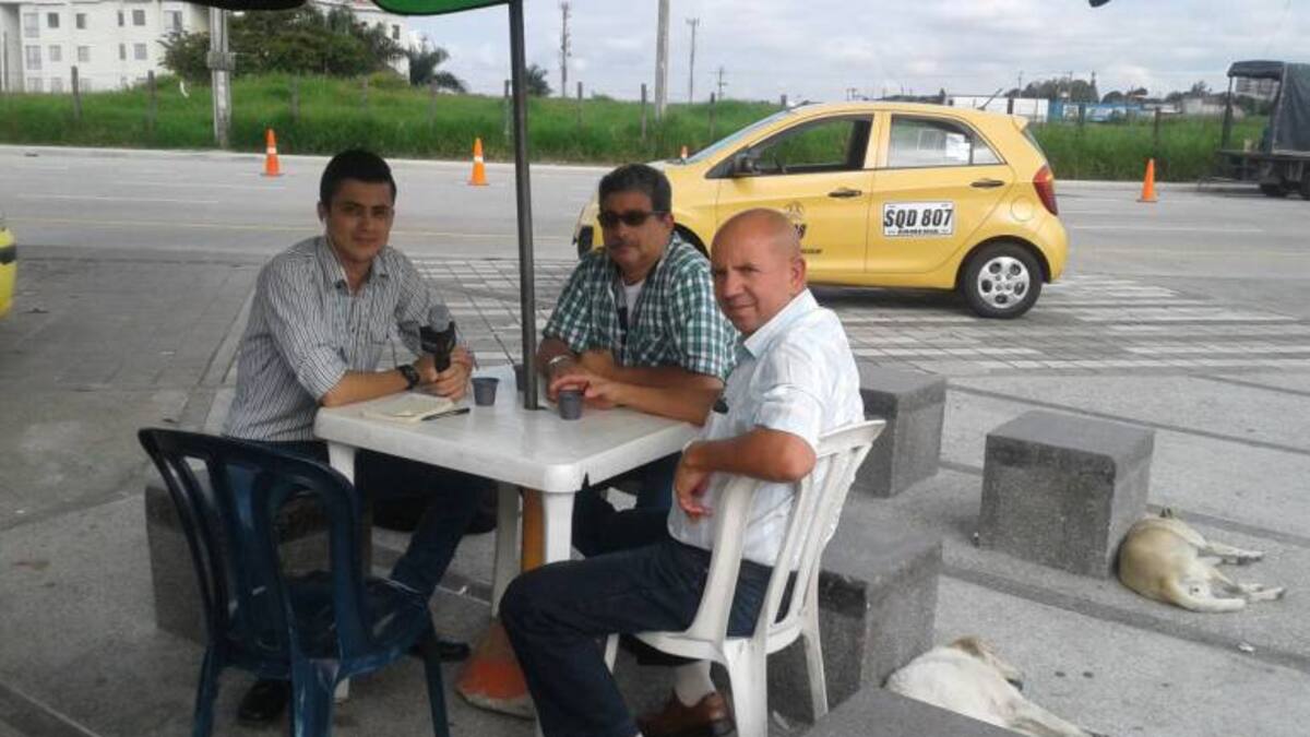 Caracol Radio estuvo con los taxistas en el mirador de la secreta en Armenia
