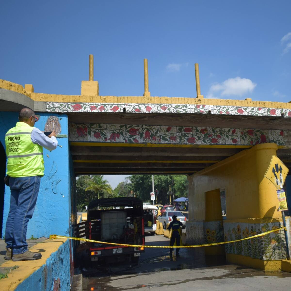 Con limpieza y restauración del mosaico, fue intervenido túnel cerca a La Terminal de Cali