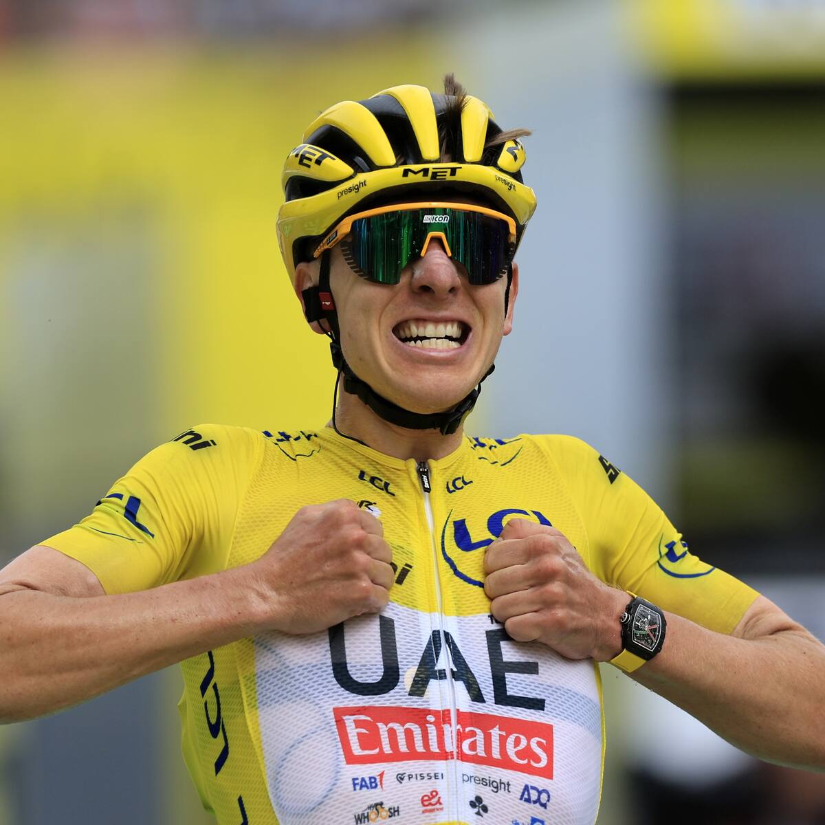 Pogacar barre a Vingegaard y Evenepoel en la etapa 14 y amplía su ventaja en el Tour