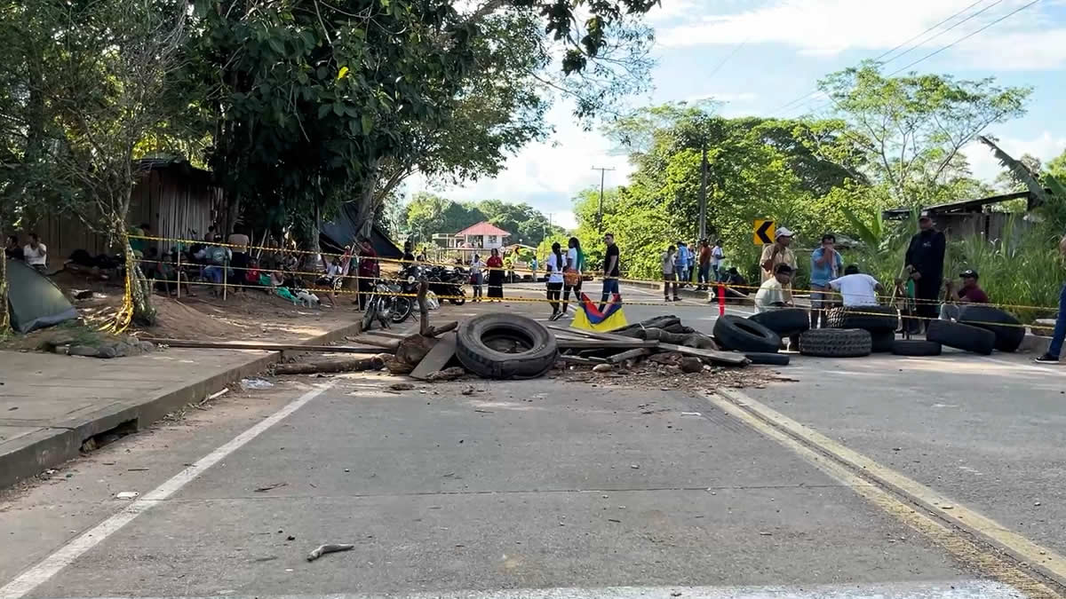 Bloqueo en la vía Guaviare - Meta