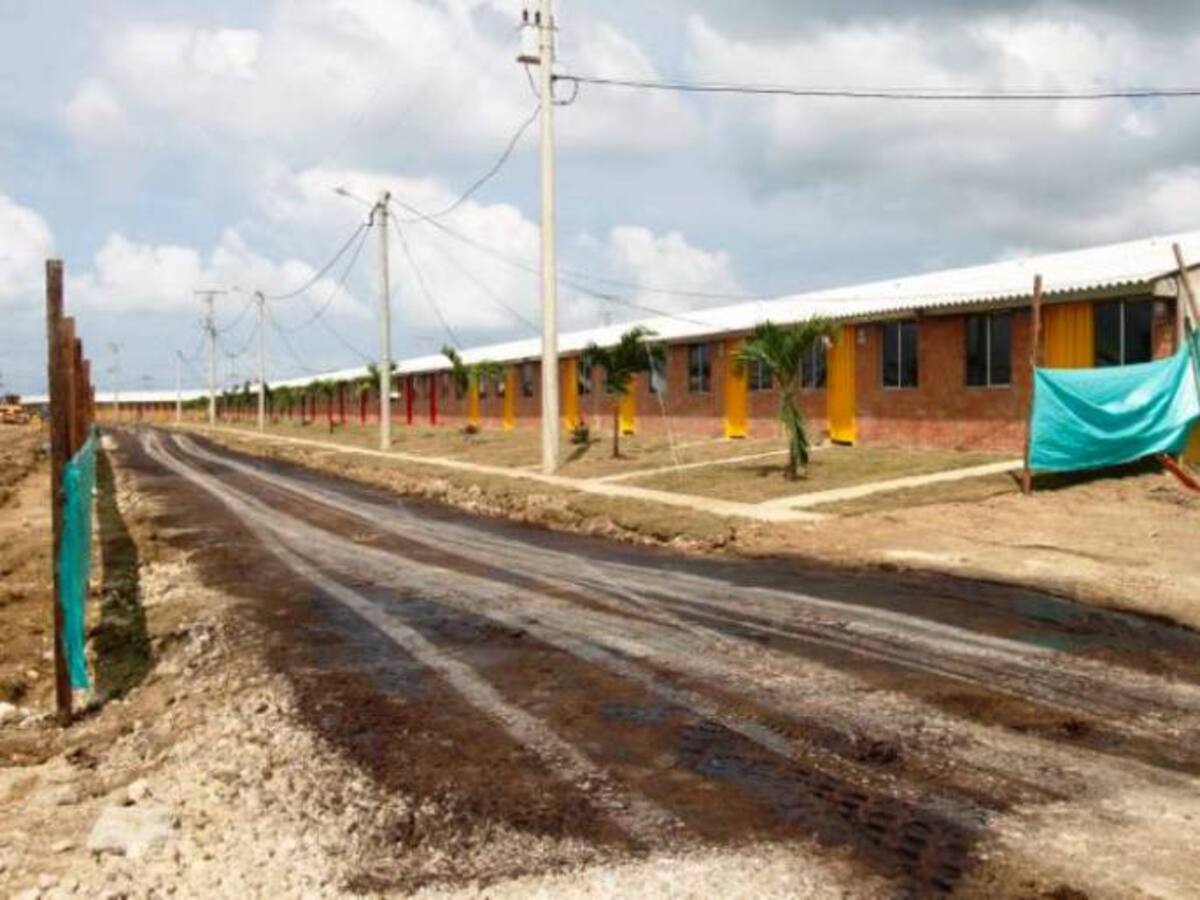 Denuncian que funcionarios públicos cobran por cupos de vivienda de interés en Cartagena