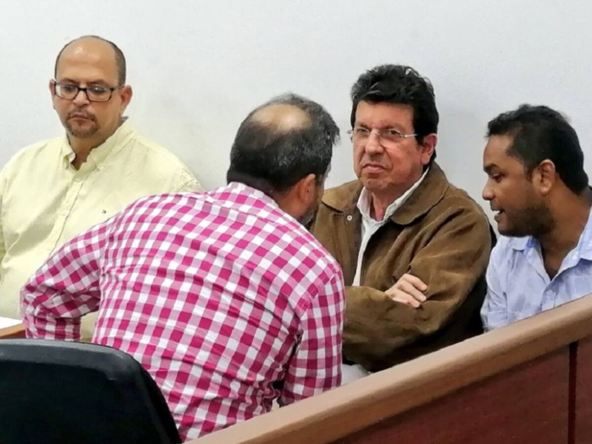 A 49 meses de prisión fueron condenados exembajador Marín y su abogado