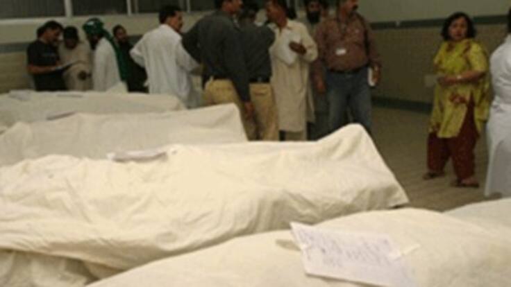 Descubren seis cadáveres en un vehículo abandonado en el norte del Valle del Cauca