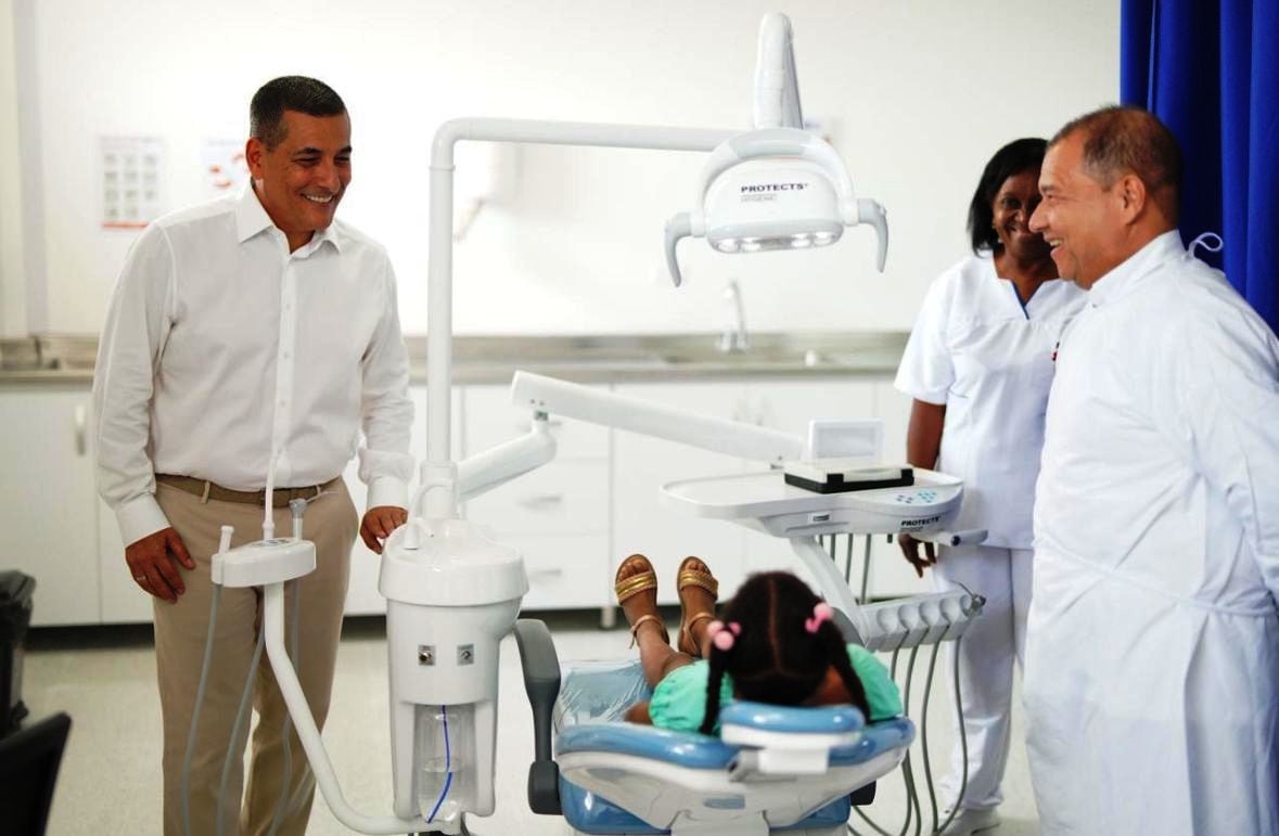 Cartagena reduce en 48% la maternidad adolescente y avanza en el bienestar de sus juventudes