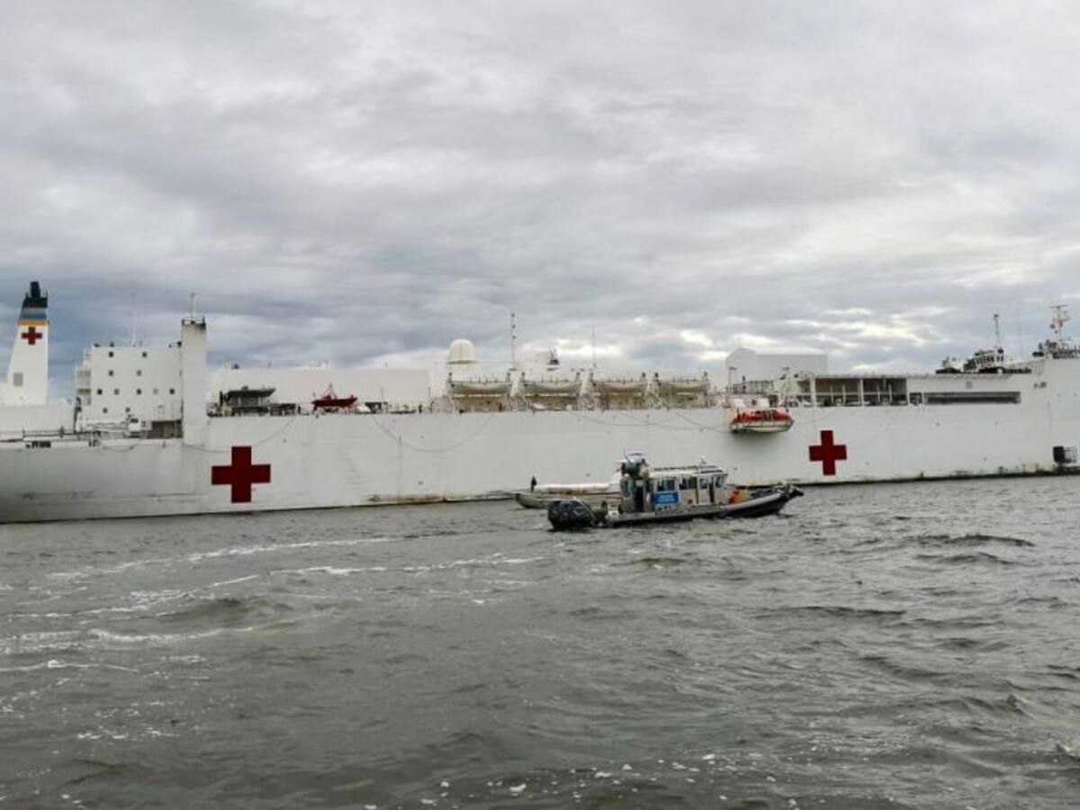 Buque hospital USNS Comfort visita Urabá