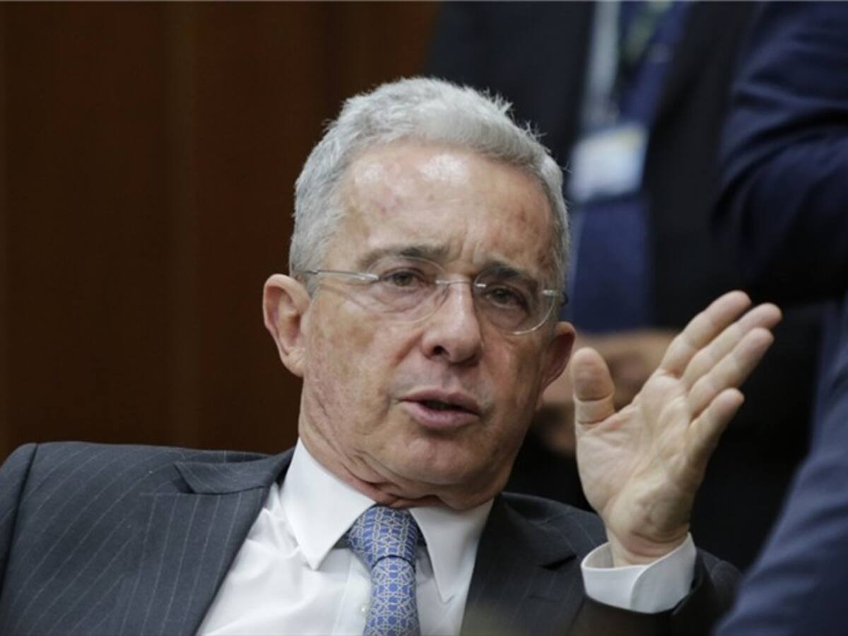 Este es el llamado del expresidente Álvaro Uribe a eliminar la JEP