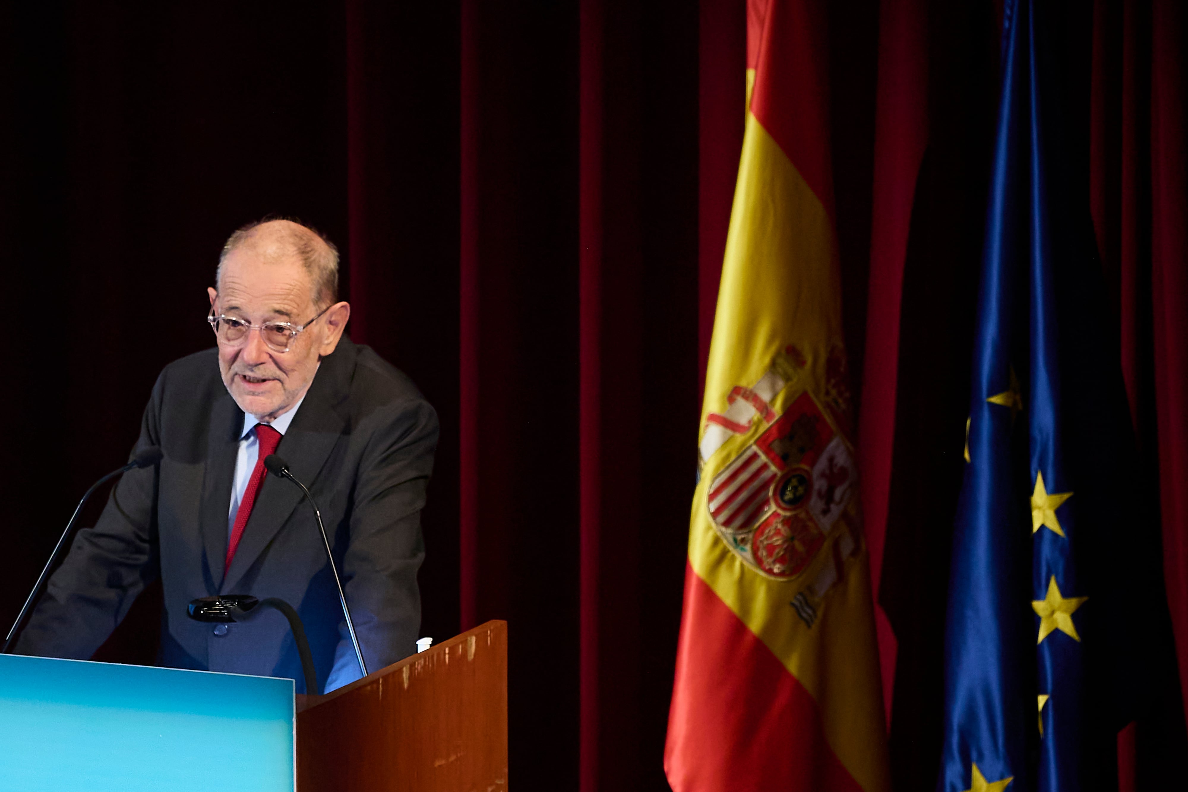 MADRID, SPAIN - NOVEMBER 10: Javier Solana attends the 'Sociology And Political Science' awards 2019 and 2020 at the El Prado Museum on November 10, 2021 in Madrid, Spain. (Photo by Carlos Alvarez/Getty Images)