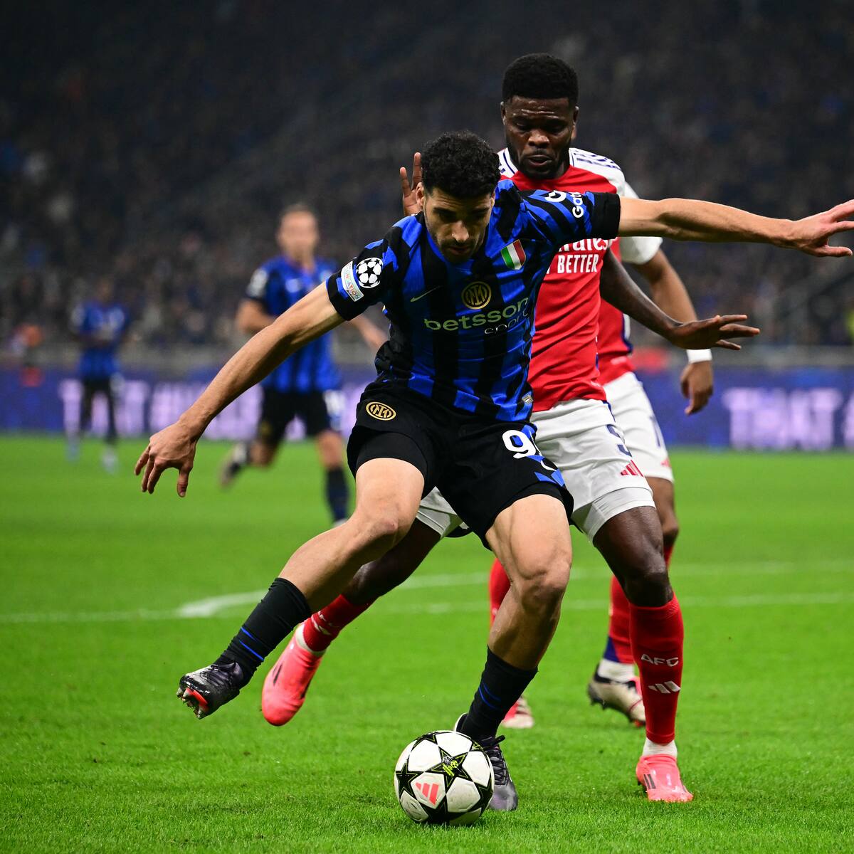 Inter encamina su clasificación en Champions League al vencer al Arsenal en San Siro