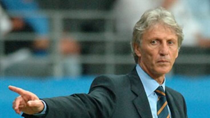 José Pékerman "Hay que saber cuando llamar a los jugadores para no tener lesiones"