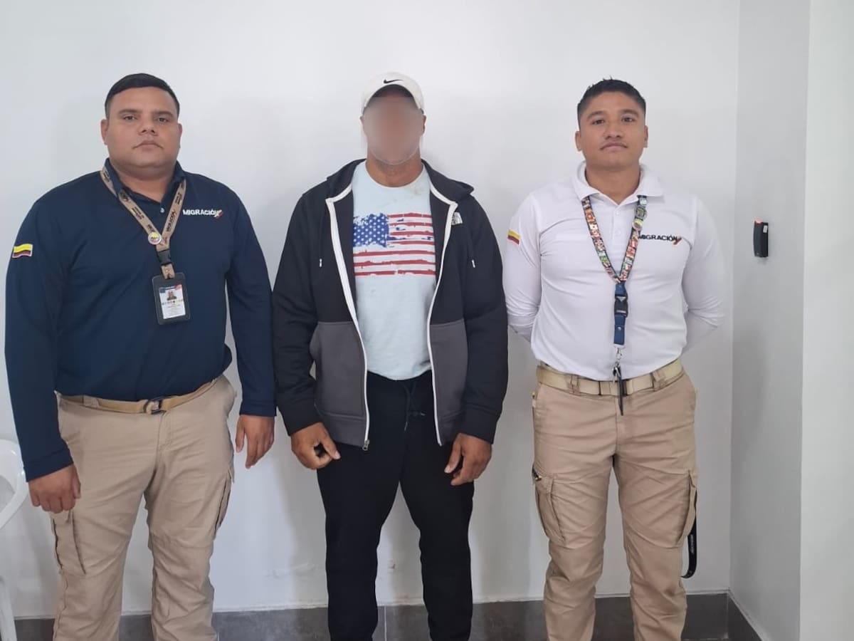 En Cartagena inadmitieron a extranjero que presentaba alerta por presunto abuso sexual de menores