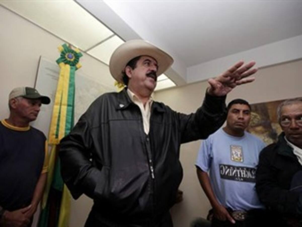Zelaya dice que el diálogo político para resolver la crisis ya comenzó