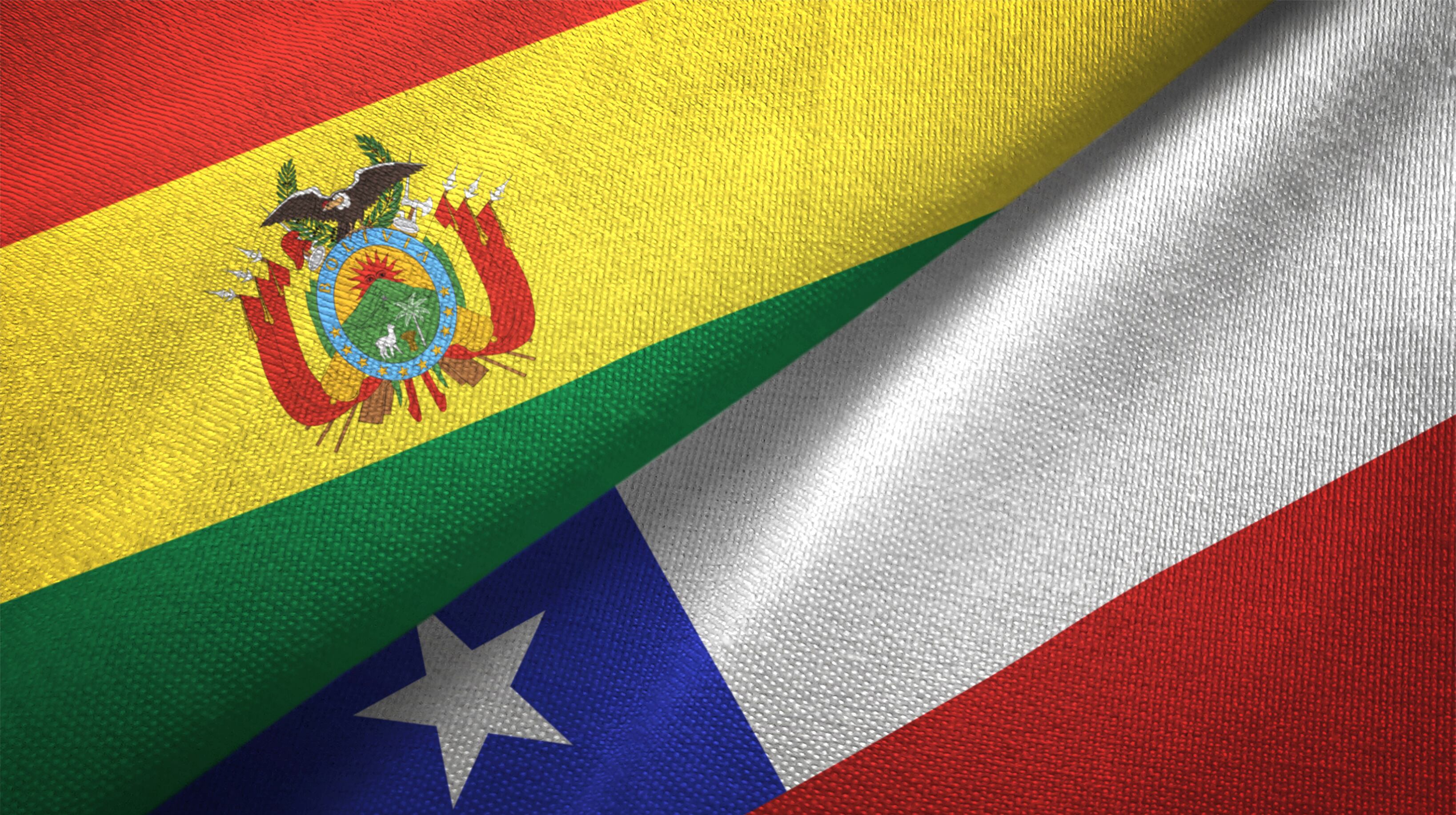 Banderas de Bolivia y Chile.
(Foto: Getty)