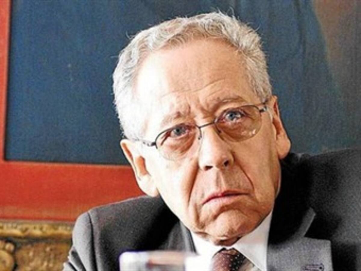 Murió Fernando Hinestrosa, rector de la Universidad Externado