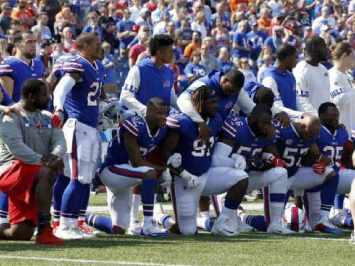 Trump pidió suspender jugadores de la NFL que protesten en el himno