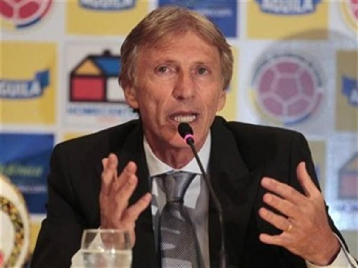 Colombia completará este lunes su nómina para enfrentar en amistoso a México