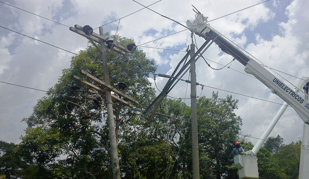 Acciones de mejora en la infraestructura eléctrica de Cartagena y municipios vecinos