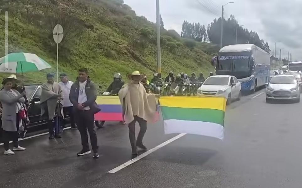 La comunidad de los municipios de Oicatá, Cómbita, Sotaquirá y Tuta protestan desde la semana anterior en el peaje de Tuta / Foto: Suministrada.