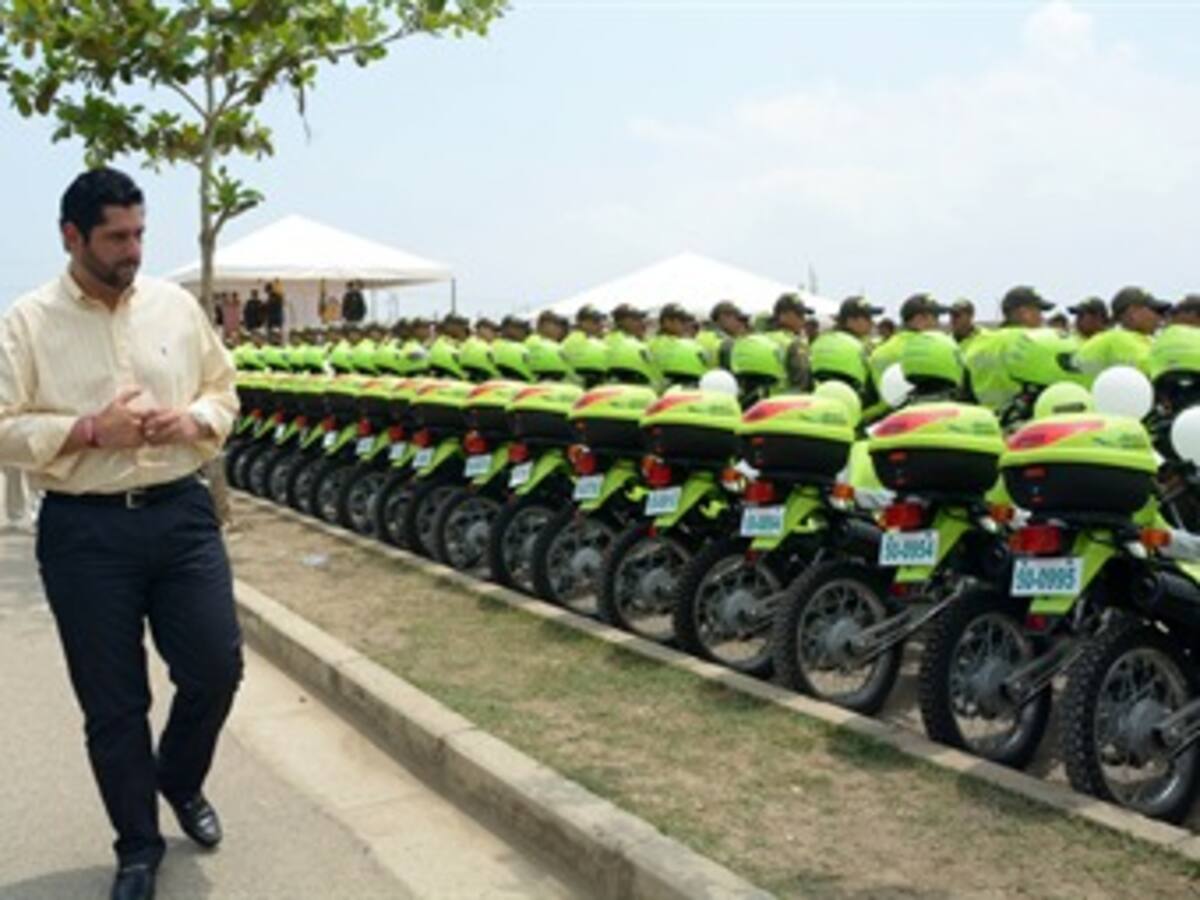 Alcaldía de Cartagena entrega 200 motos a Policía Metropolitana