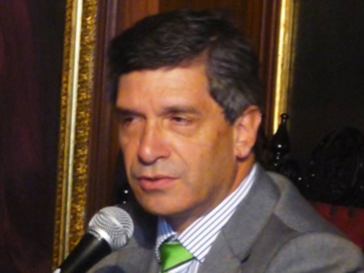 Los candidatos a la Presidencia de la República mencionan las propuestas para defender nuestros recursos naturales, hoy Rafael Pardo