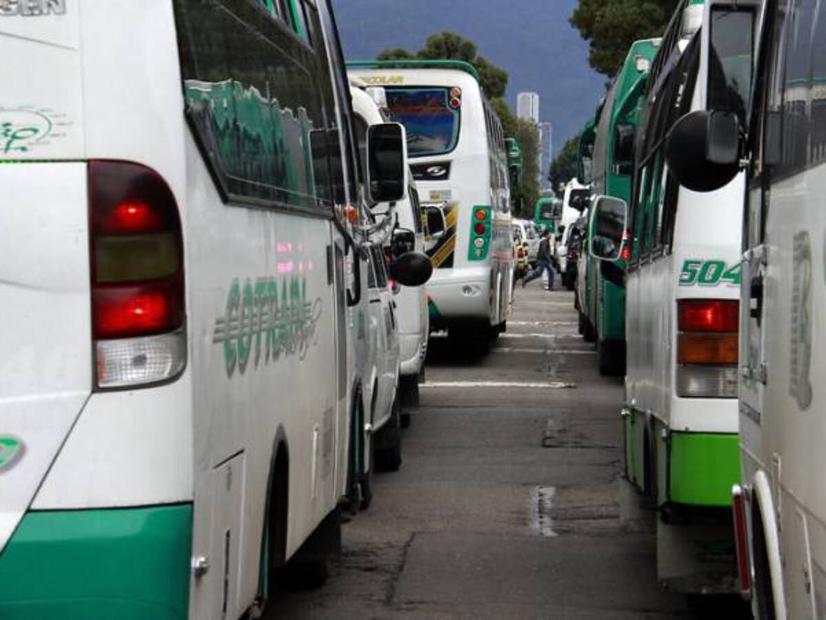 Fiscalía investiga transporte irregular de votantes en Santa Marta