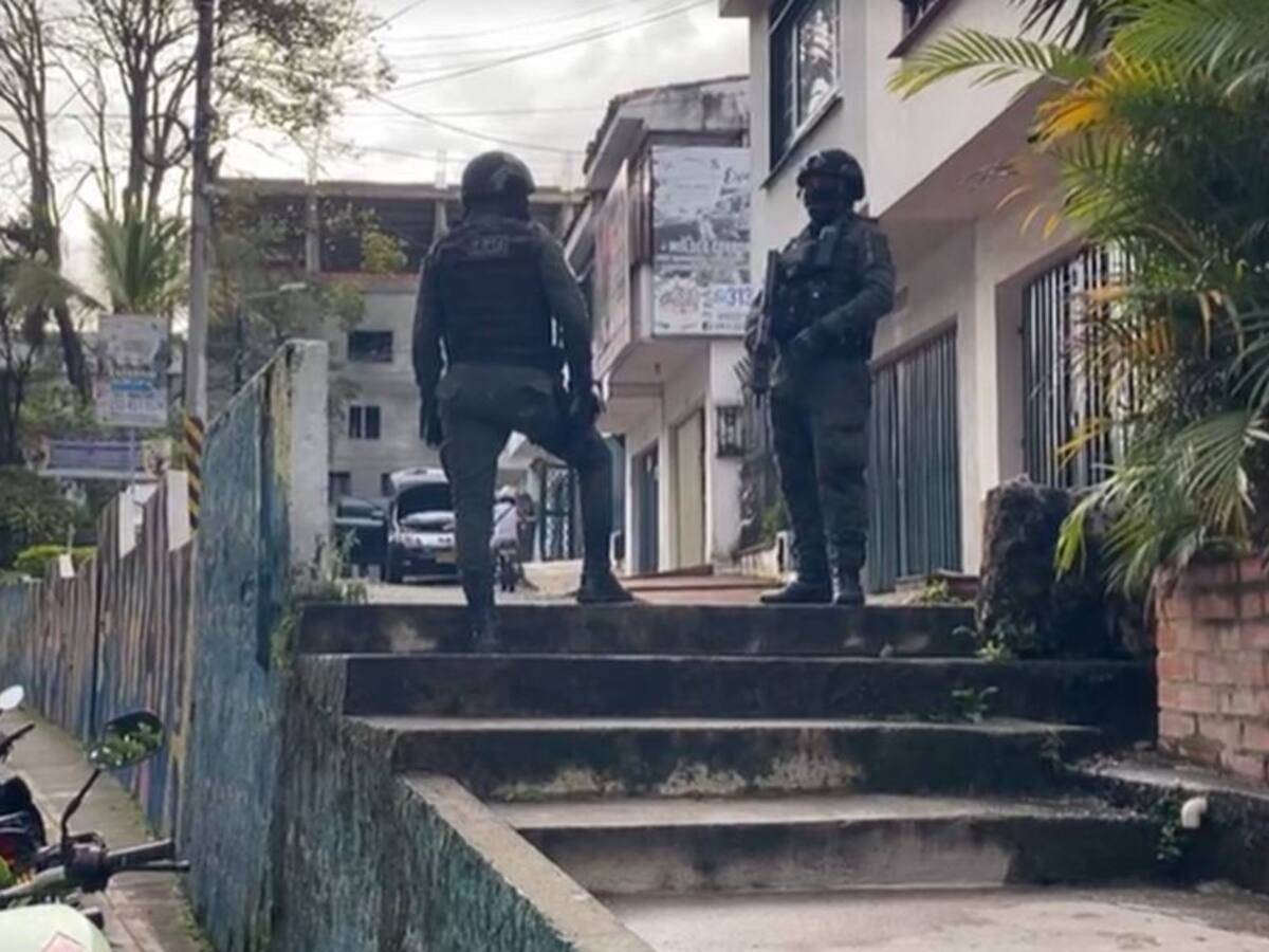Grupo Especial de la Policía realizó operativo en una vivienda de Ibagué