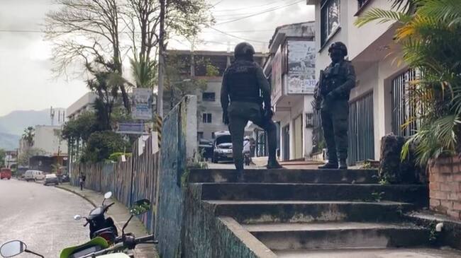 Operativo en el barrio Macarena