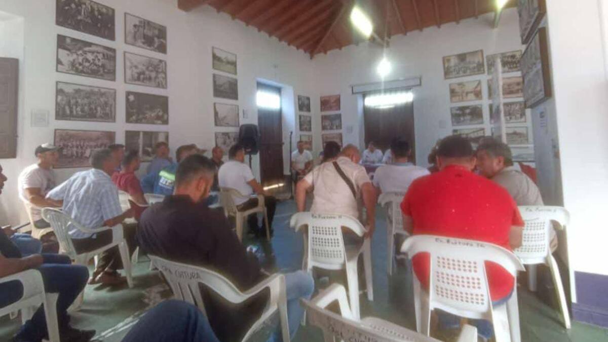 Campesinos reclaman mantenimiento de las vías secundarias y terciarias