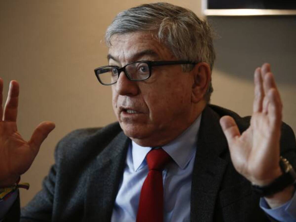 Es absurdo decir que le vamos a entregar el país a las Farc y al narcotráfico: Gaviria
