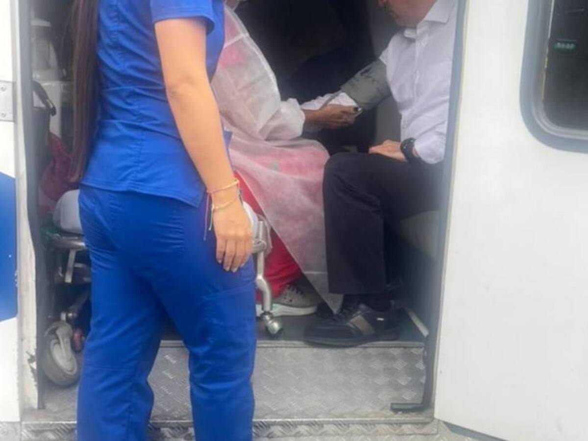 Fiscal Barbosa sufrió trauma leve en el oído tras aterrizaje de emergencia