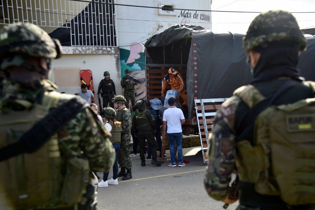 Atención humanitaria de la fuerza pública en el Catatumbo / (Photo by SCHNEYDER MENDOZA/AFP via Getty Images)