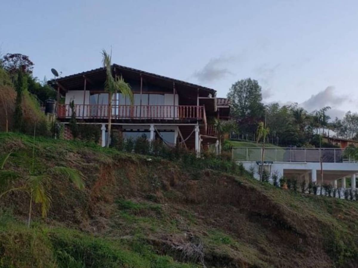 Mujeres grabaron videos porno al frente de niños en Antioquia