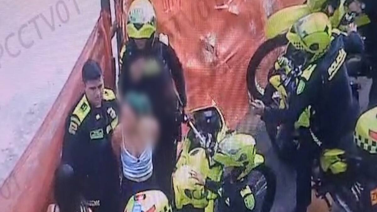 Capturaron a una mujer tras cometer un homicidio durante una riña en el Centro de Medellín