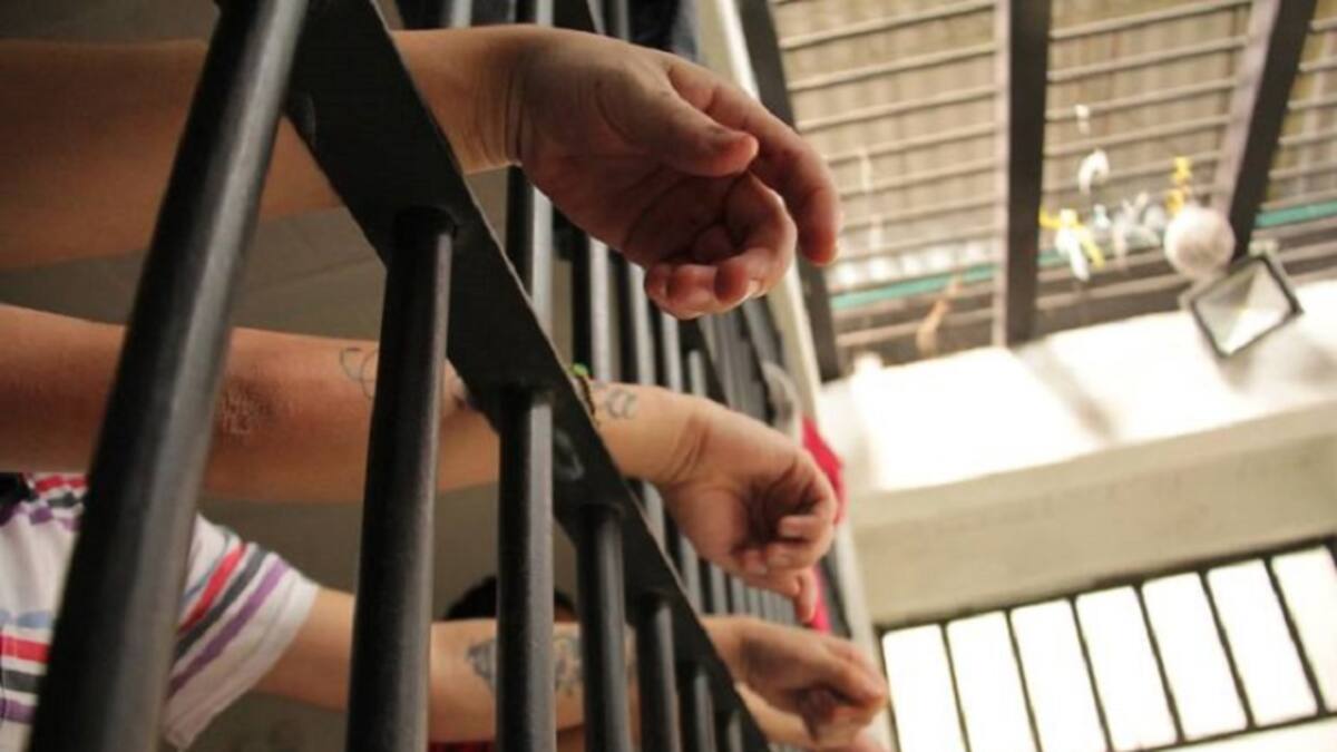 Procuraduría vigilará el caso de un joven que murió al salir de una estación de policía