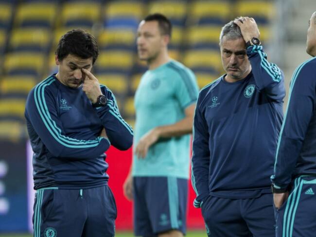 Chelsea confirma la salida de José Mourinho