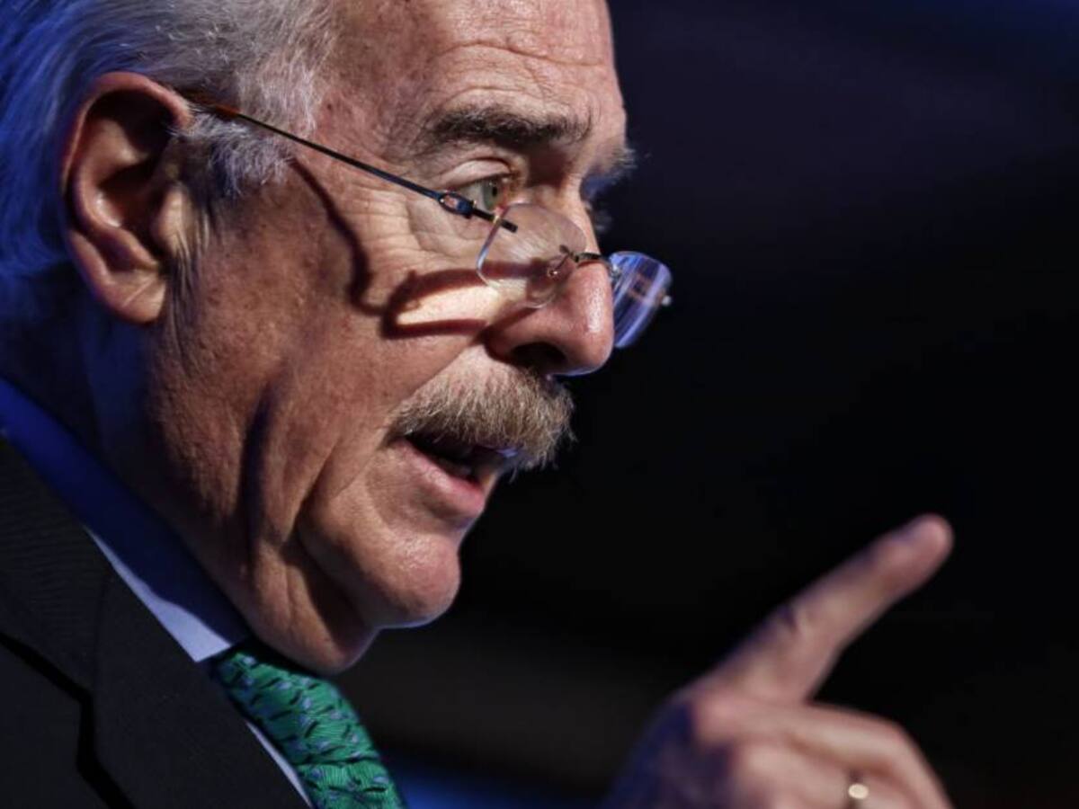 "Petro y su gobierno están plegados a los intereses del narcotráfico": Pastrana