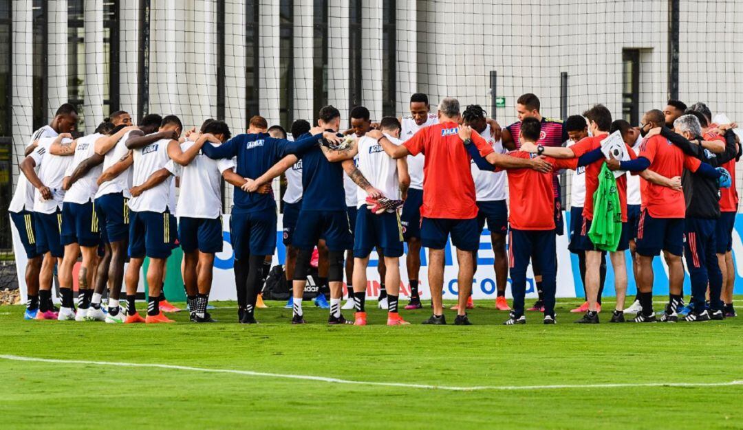 La Selección Colombia cuenta con 24 jugadores en la capital peruana.