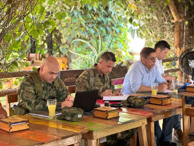 Se presentaron propuestas para mejorar la coordinación y la comunicación entre la fuerza pública y las Secretarías de Gobierno de ambos departamentos.