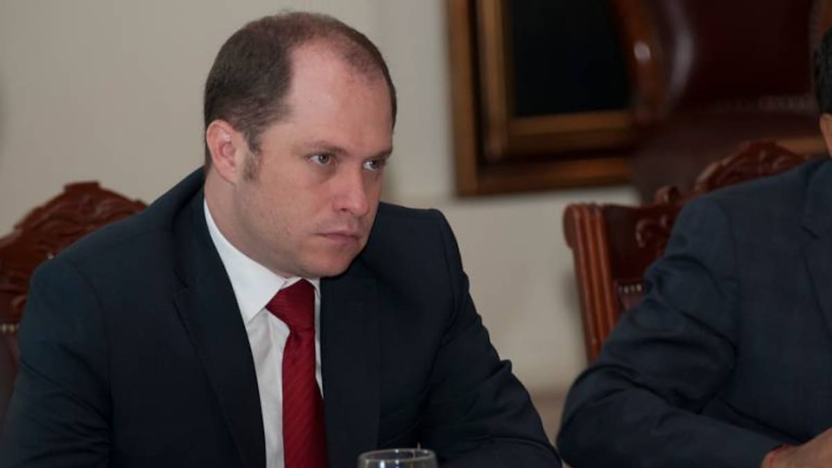 Los candidatos responden, escuche y decida: Héctor Olimpo Espinosa